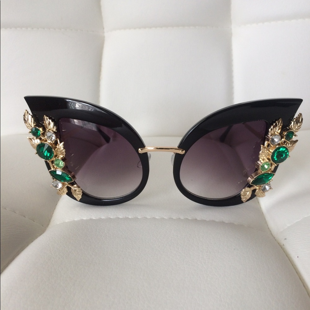 Black Oversized Sunglasses